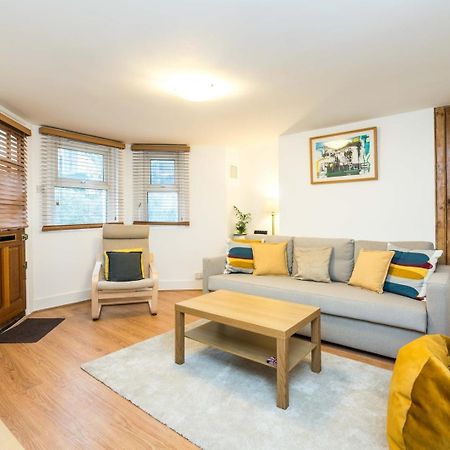 New Stylish 1 Bedroom Flat With Garden Londra Esterno foto