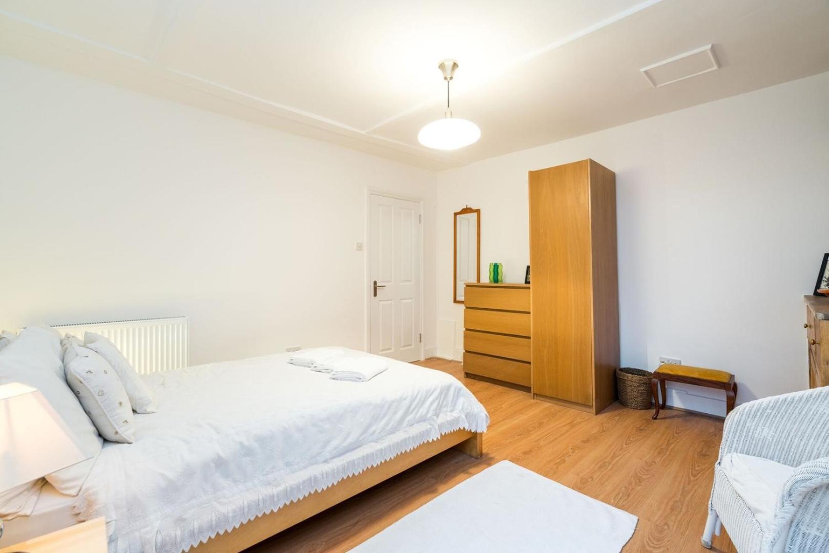 New Stylish 1 Bedroom Flat With Garden Londra Esterno foto