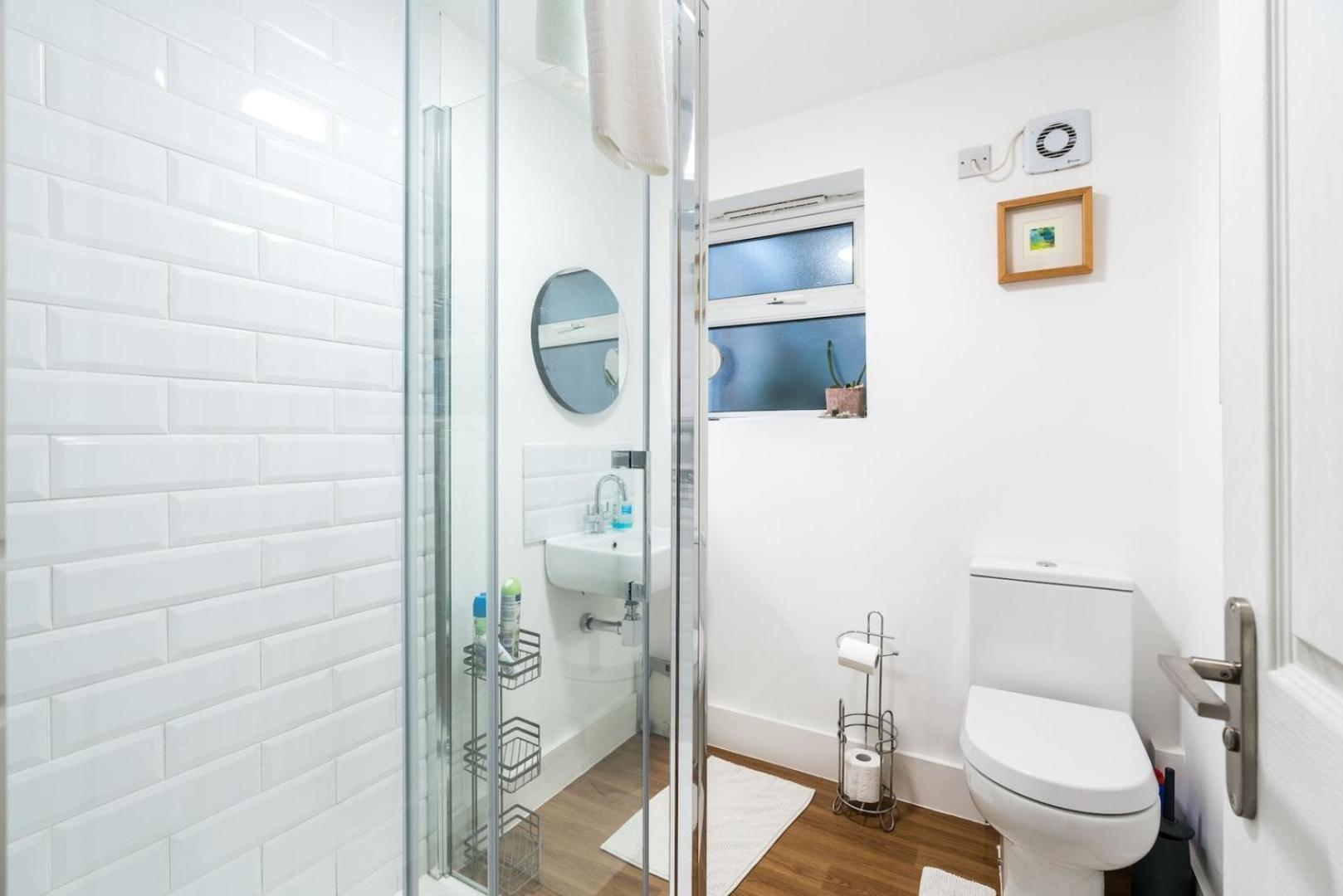New Stylish 1 Bedroom Flat With Garden Londra Esterno foto