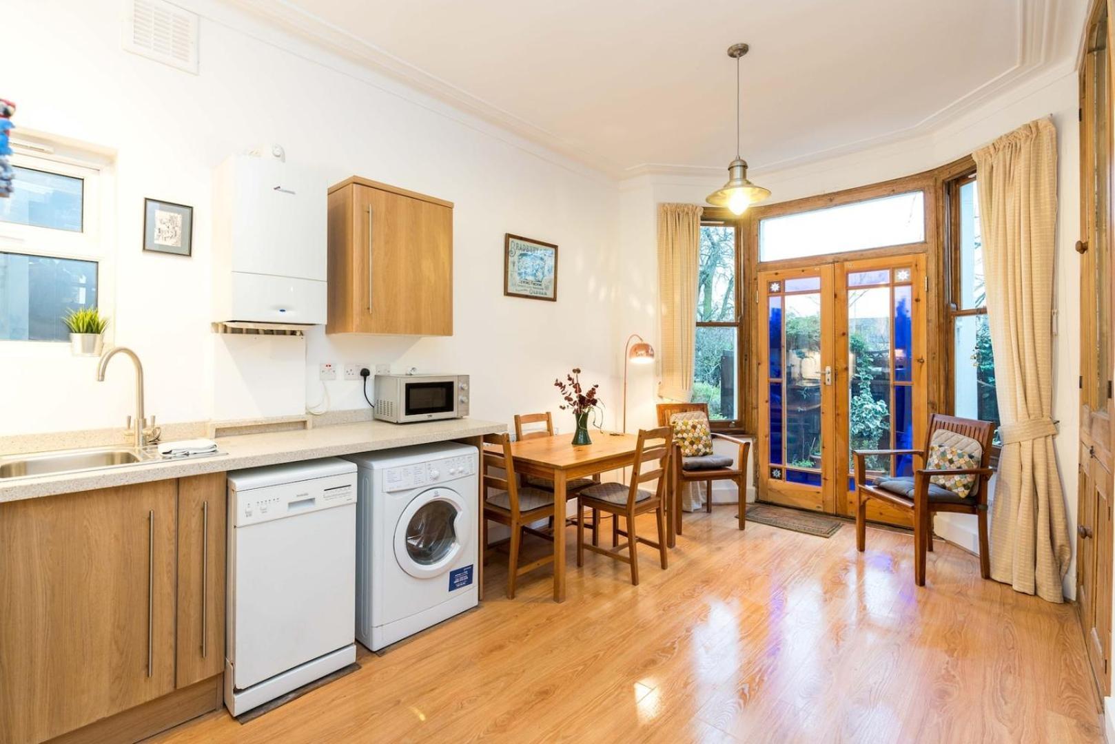 New Stylish 1 Bedroom Flat With Garden Londra Esterno foto